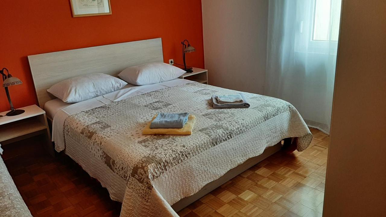 Rooms Neda Rab Town Extérieur photo