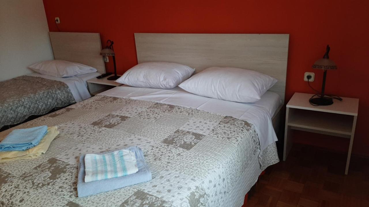 Rooms Neda Rab Town Extérieur photo