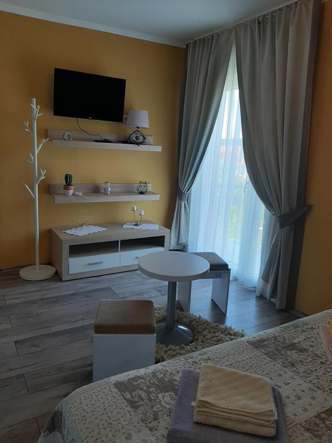 Rooms Neda Rab Town Extérieur photo